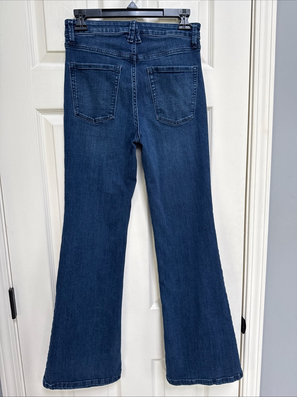 LAUREN CONRAD LC Flare Women's Size 4 Medium Wash Strech Jeans